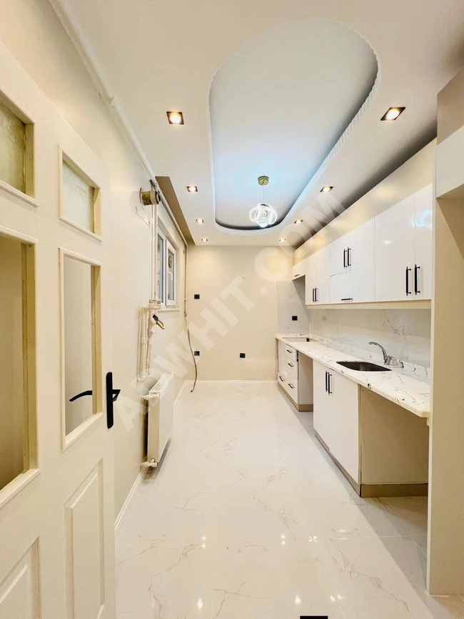 İstanbul'un yeni metrosuna yakın uygun fiyatlı süper lüks daire satılıktır.