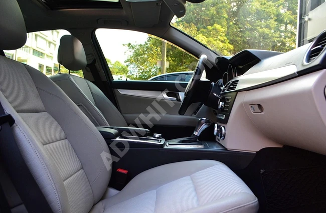 سيارة موديل 2011 C180 1.8 CGI سقف زجاجي، بدون تغيرات، لا مثيل لها