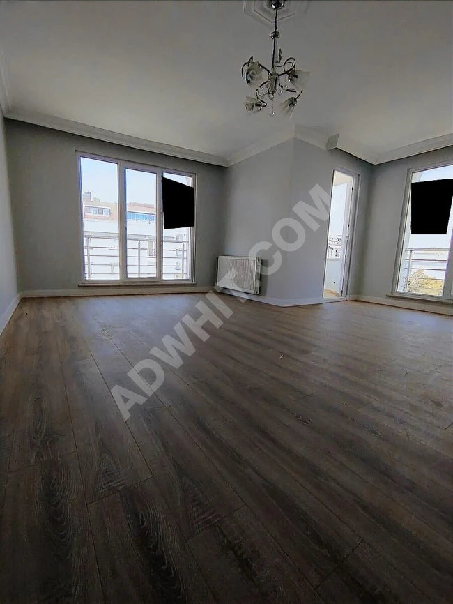 BEYLİKDÜZÜ YAKUPLU METROBÜSE YAKIN 4.KAT ÖNÜ AÇIK FERAH DAİRE