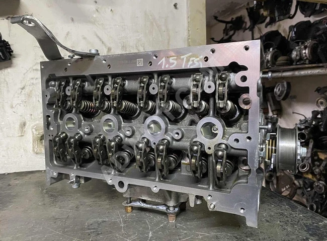 VW T-ROC/PASSAT/A3 1.5eTSİ SİLİNDİR KAPAĞI DOLU SET 05E103063F