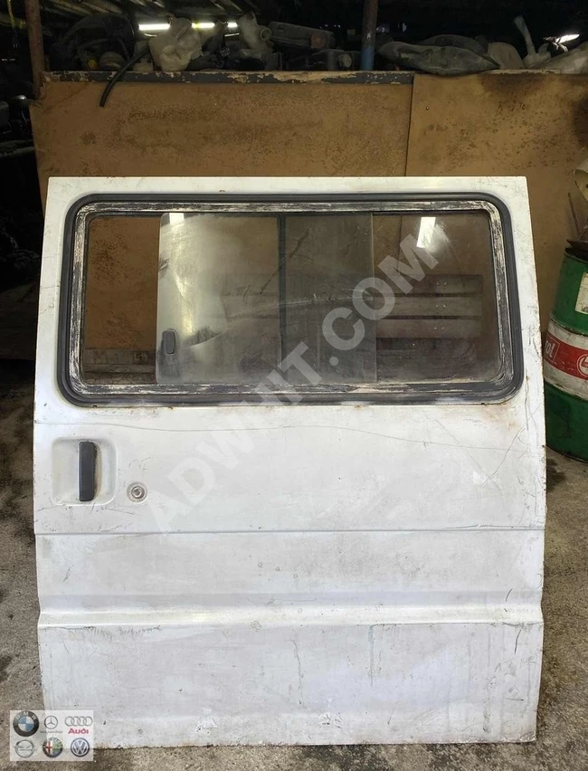 MAZDA E2200 SOL SÜRGÜLÜ KAPI (ORJİNAL) ÇIKMA - ÖZEN OTOMOTİV