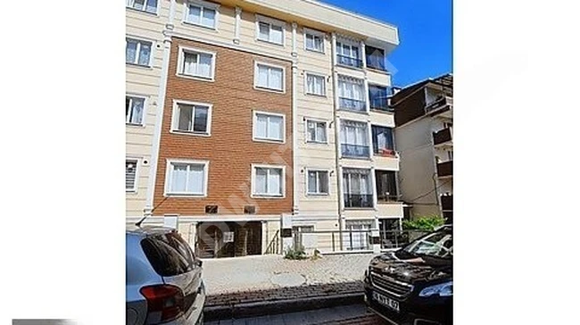 BEYLİKDÜZÜ YAKUPLUDA 2+1 GENİŞ BAHÇE KULLANIMLI FIRSAT DAİRE...