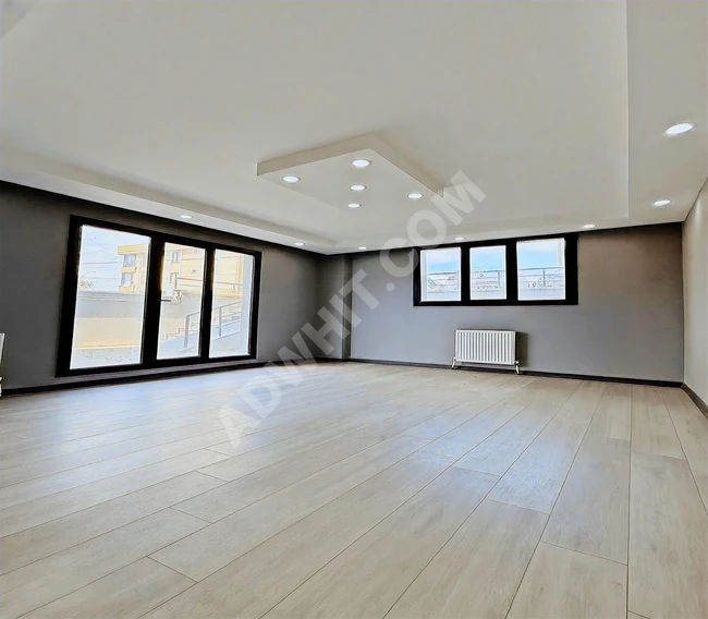 BEYLİKDÜZÜ SONSUZ'DAN VİLLA TADINDA 3+1 BAHÇELİ GENİŞ M2