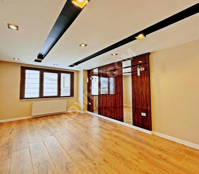 2+1 apartment with a unique architectural design and housing permit in Beylikdüzü