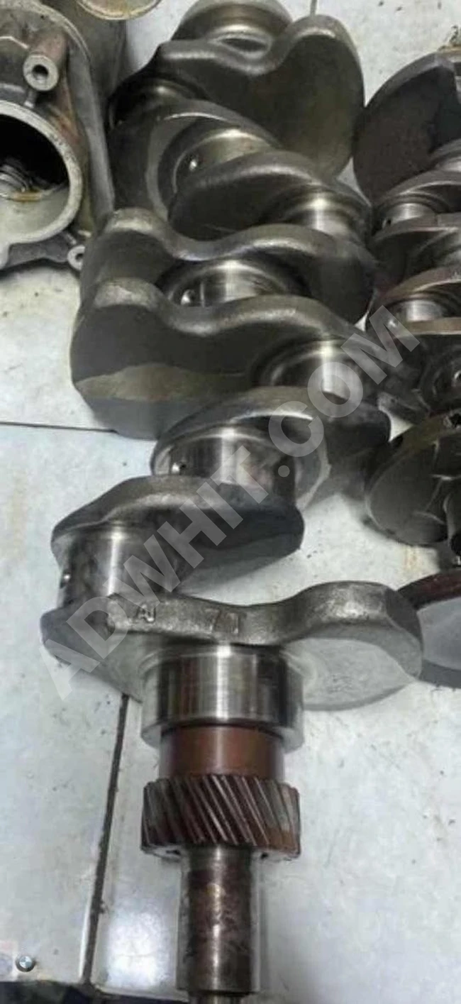 MİTSUBİSHİ FE449 KRANK MİLİ (ORJİNAL) ÇIKMA - ÖZEN OTOMOTİV