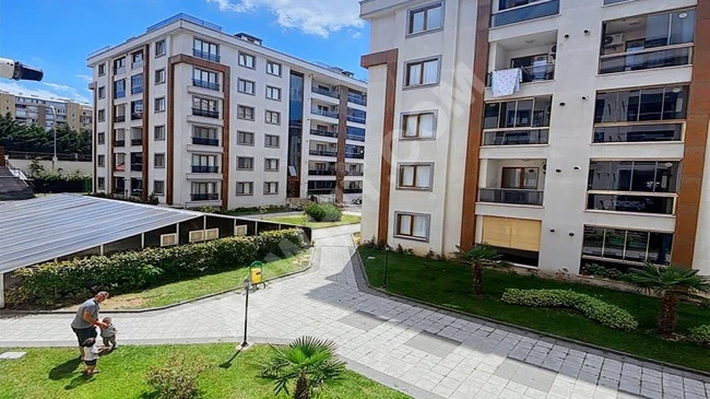 SONSUZ YAPI DAN SİTE İÇERİSİNDE MARİNAYA YAKIN GENİŞ 3+1 DAİRE