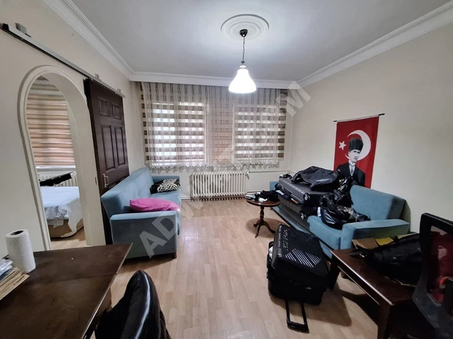 BAKIRKÖY KARTALTEPE DE EŞYALI 75 M2 2 ODA 1 SALON GİRİŞ DAİRE