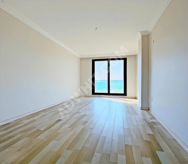 BEYLİKDÜZÜ SONSUZ'DA MARİNADA DENİZ MANZARALI 3+1 FIRSAT DAİRE