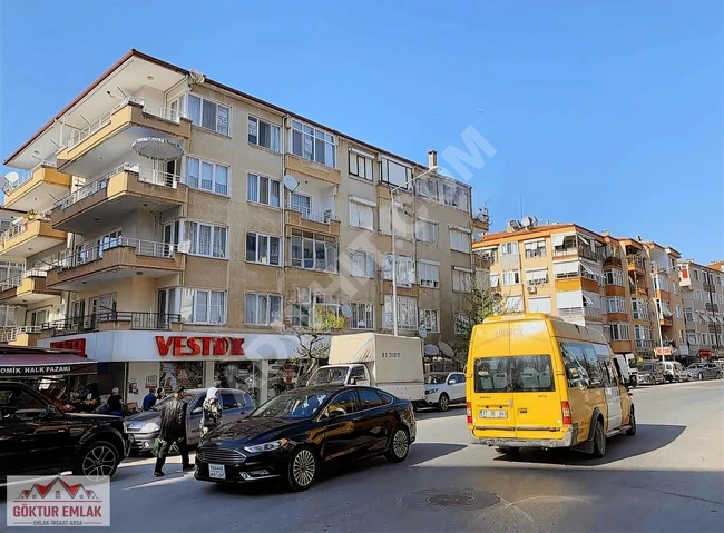 Corner apartment on the main street in the center of ÇINARCIK