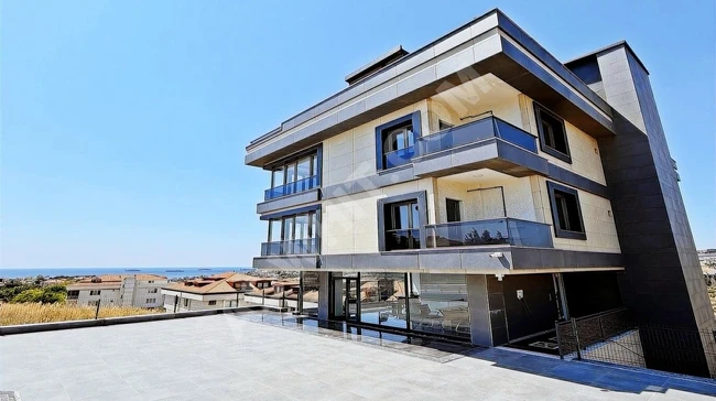 شقة 4+2 بإطلالة على البحر وYAŞAM VADİ