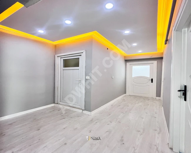 İstanbul'da yeni metroya yakın 2+1 daire çok uygun fiyata satılık.