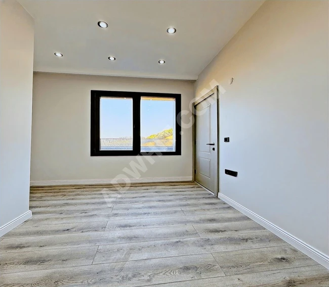 BEYLİKDÜZÜ SONSUZ'DAN TERAS BALKON KULLANIMLI LÜX 2+1 DUBLEKS