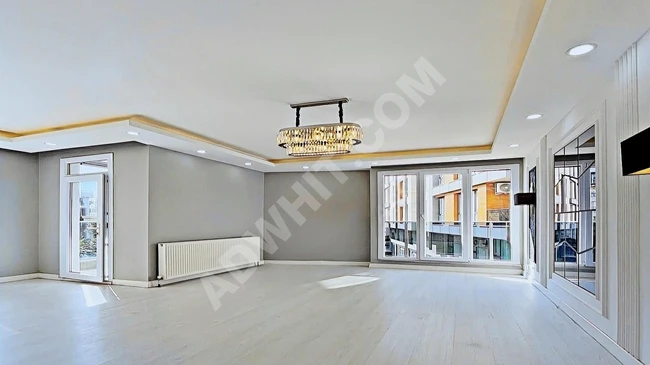 SONSUZ'DAN KAVAKLI MERKEZDE ŞIK İŞÇİLİĞE SAHİP FERAH 3+1 DAİRE