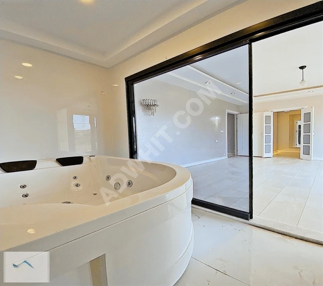 İSTANBUL'DA ŞEHRİN ORTASINDA MÜSTAKİL BİR YAŞAM فوروش ویلا