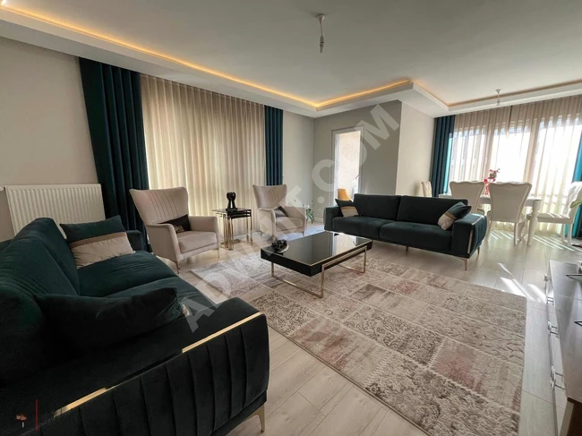 BEYLKDÜZÜ KAVAKLI ALYA MERCAN SİTESİNDE SATILIK 160 M2 3+1 DAİRE