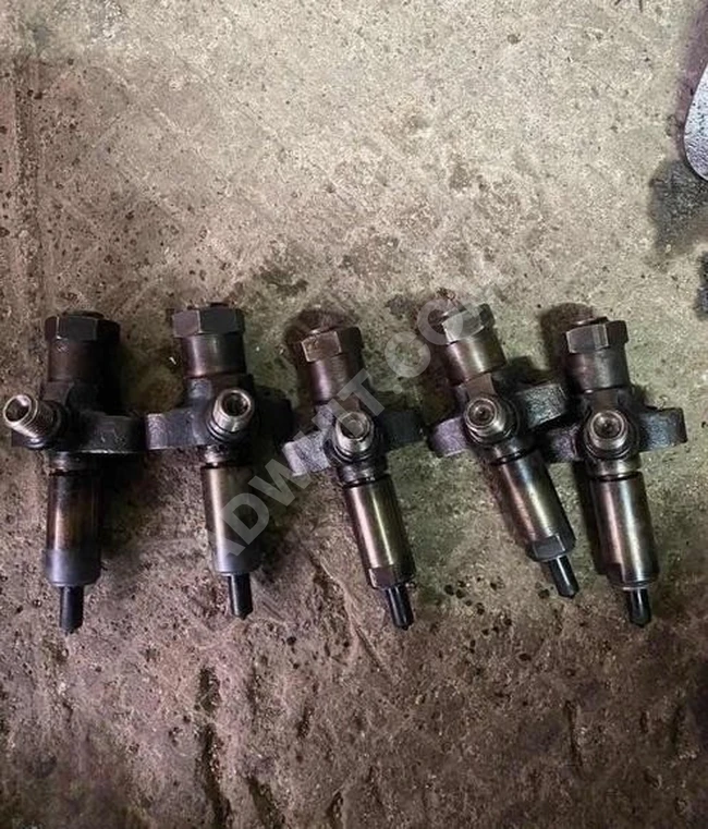 FORD D1210 Used Injector Set (Original) Used