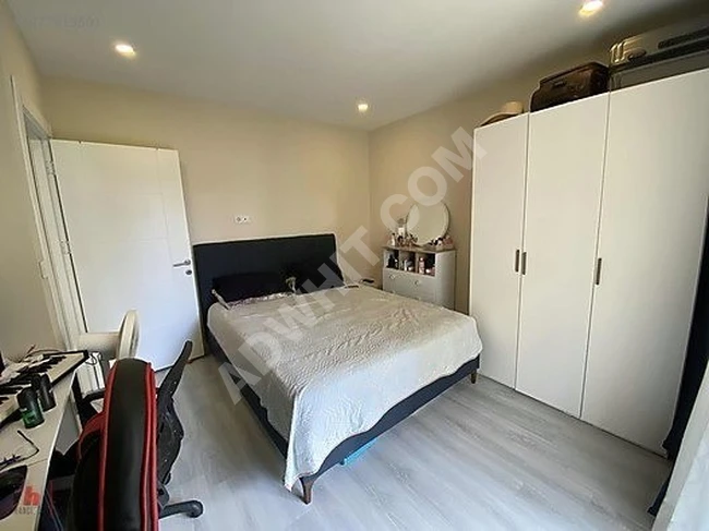 BEYLİKDÜZÜ KAVAKLI MAHALLESİ ŞEHRİ BEYAZ DA BAHÇELİ 1+1 SATILIK