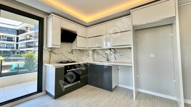 GÜMÜŞ'DEN ALTINKUMDA ÖN CEPHE GENİŞ BALKONLU MUHTEŞEM 2+1 DAİRE