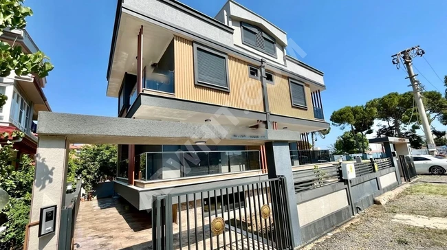 فيلا مستقلة بتصميم فاخر 4+1 على بُعد 100 متر من البحر، في NARLI