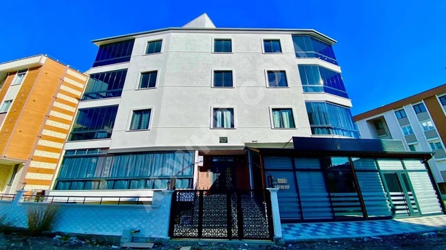 GÜMÜŞ'DEN KÖŞE ÖN CEPHE AYRI MUTFAKLI ULTRA LÜKS SIFIR 2+1 DAİRE