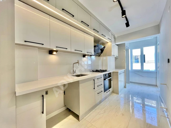 شقة رائعة 2+1 بمطبخ منفصل ومُجددة بالكامل من الداخل في AKÇAY