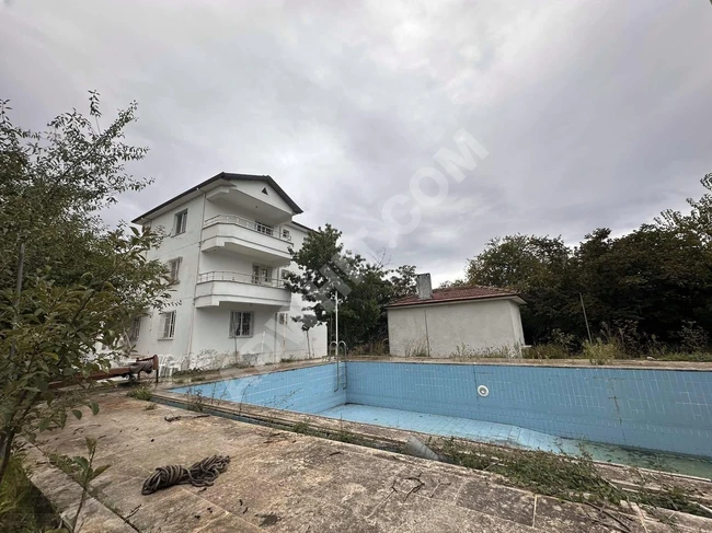 TURABA GAYRİMENKUL DEN ÇINARCIK TA DENİZE 900 M TRİBLEKS VİLLA