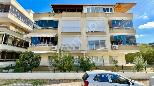 شقة رائعة 2+1 تبعد 300 متر عن البحر. في مركز ALTINKUM