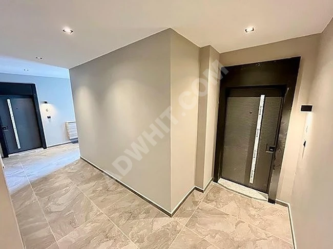 GÜMÜŞ'DEN AKÇAYDA HAVUZLU SİTE İÇERİSİNDE DENİZE 250MT 2+1 DAİRE