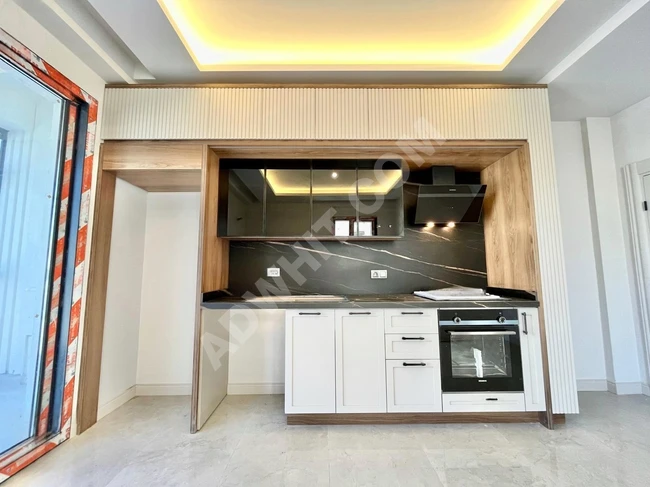 شقة فاخرة للغاية 2+1 في مركز ALTINKUM على بعد 150 متر من البحر