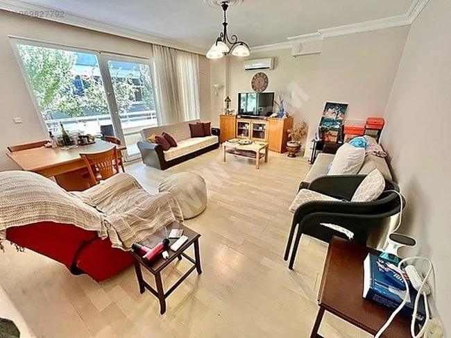 شقة رائعة 2+1 تبعد 300 متر عن البحر. في مركز ALTINKUM