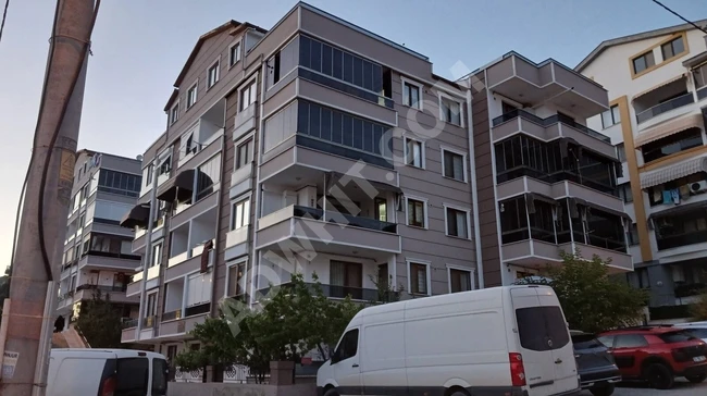 YALOVA ARMUTLU DENİZ MANZARALI SATILIK (4+2) DUBLEKS DAİRE