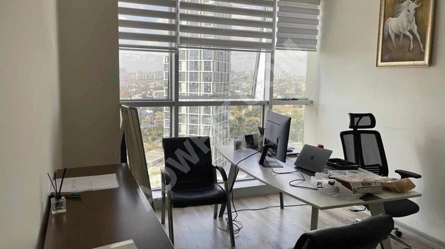 ROTA OFİSTE ARA KAT KİRACILI