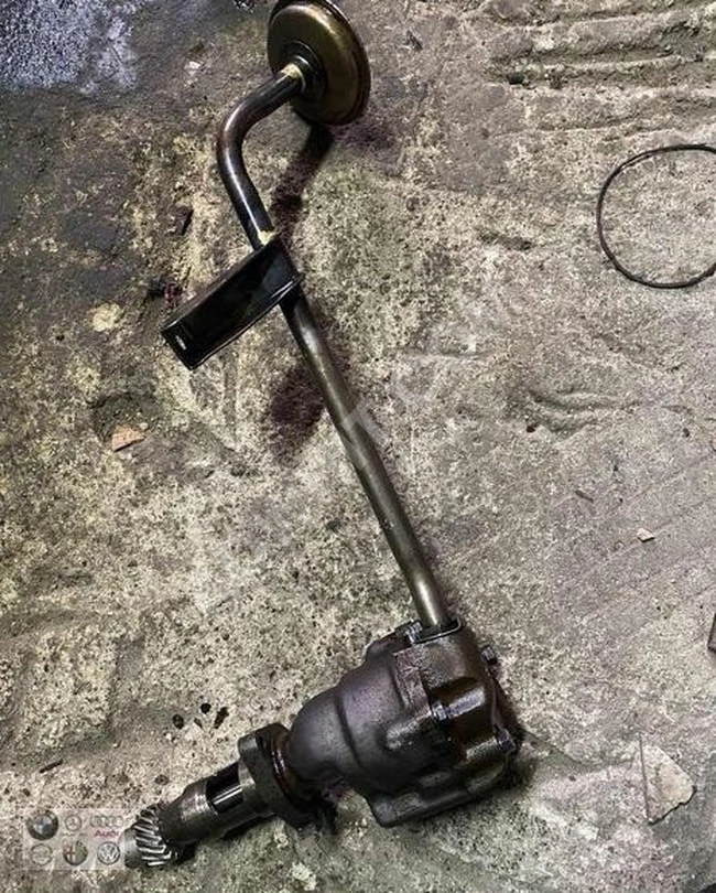 FORD CARGO D1210 oil pump (original) used