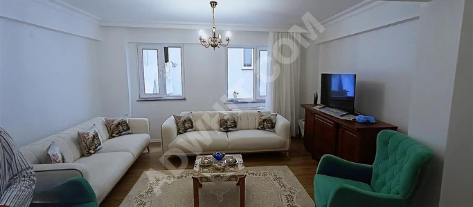 SÜPER KONUMDA SÜTLÜCE SAHİLE 50METRE UZAKLIKTA 1.KAT