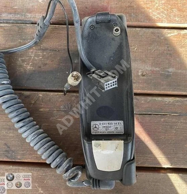 MERCEDEZ E SERIES W211 in-car phone (original) A2118201451
