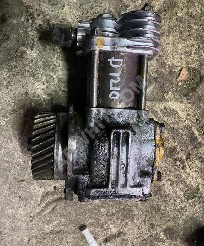 FORD D1210 air compressor (original) used