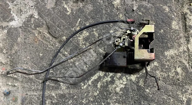 RENAULT MASTER 2 complete trunk lock (original) used