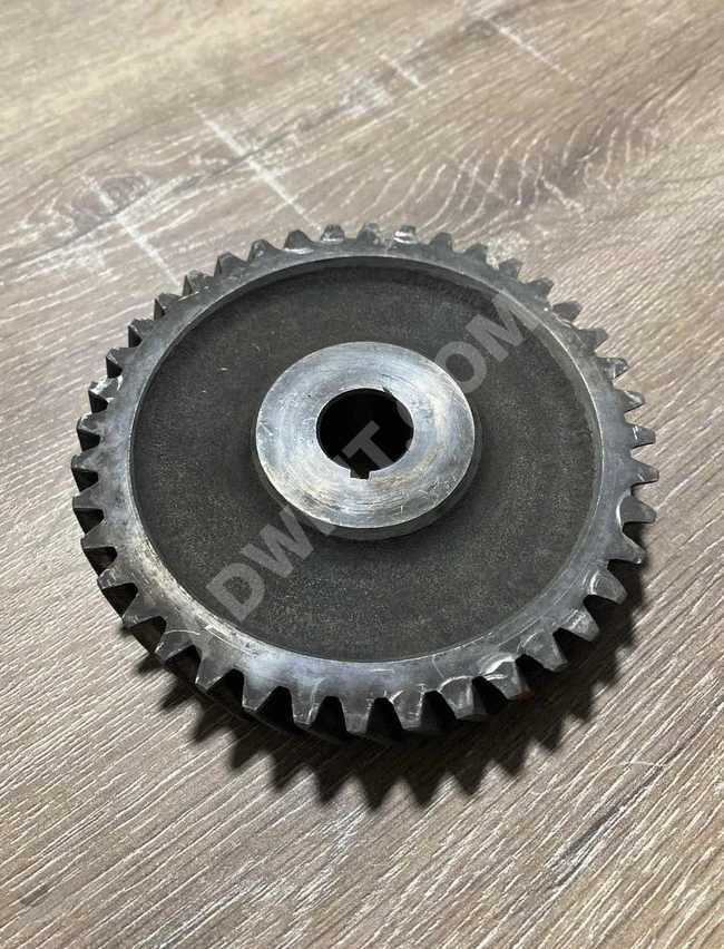 Fuel pump gear TATA T35 (original) used