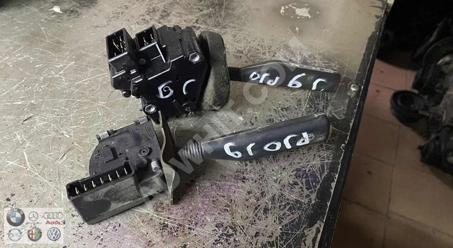 Indicator and wiper lever PEUGEOT J9 (original) used