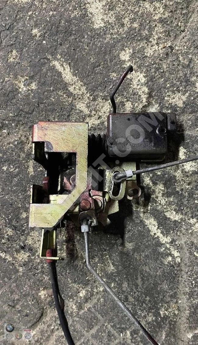 RENAULT MASTER 2 complete trunk lock (original) used