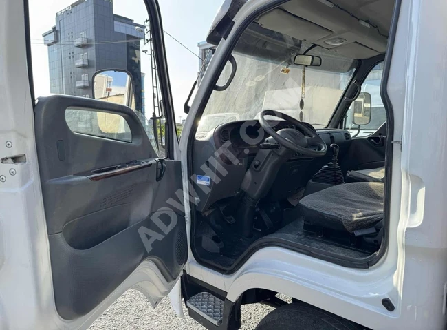 شاحنة HD-35 صندوق مغلق موديل 2009