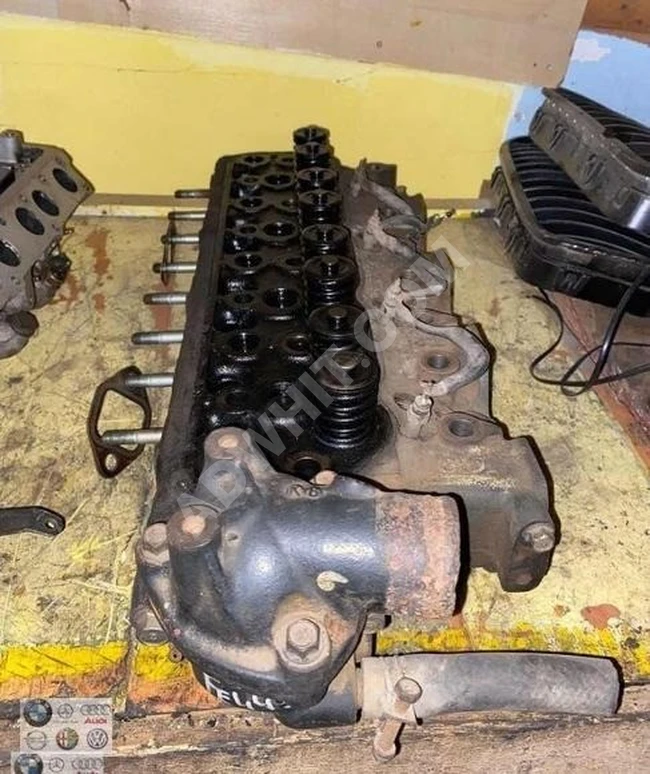 MITSUBISHI FE449/659 cylinder head (original) used