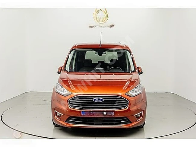 سيارة Ford Tourneo Connect 1.5EcoBlue بقوة 120 حصان تيتانيوم أوتوماتيك