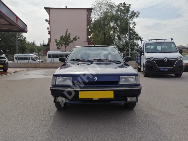 RENAULT FAIRWAY 1.6 car, model 1994: Half of the amount in cash and the other half in installments.