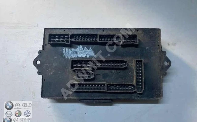 علبة الفيوزات الداخلية LADA SAMARA (أصلية) مستعملة