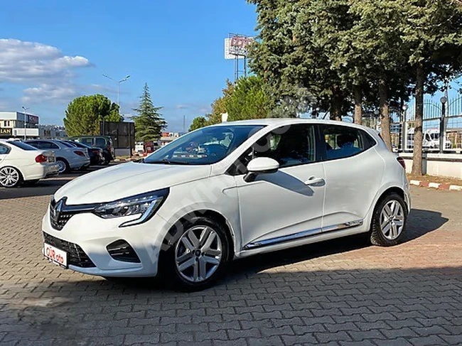 RENAULT CLIO 1.0 TCE TOUCH, 2021 model - Automatic