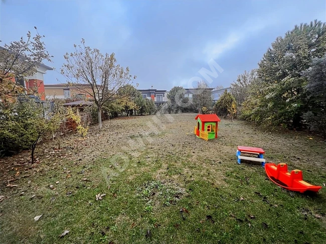 STARLİFE SİTE İÇİ BÜYÜK TİP SATILIK VİLLA