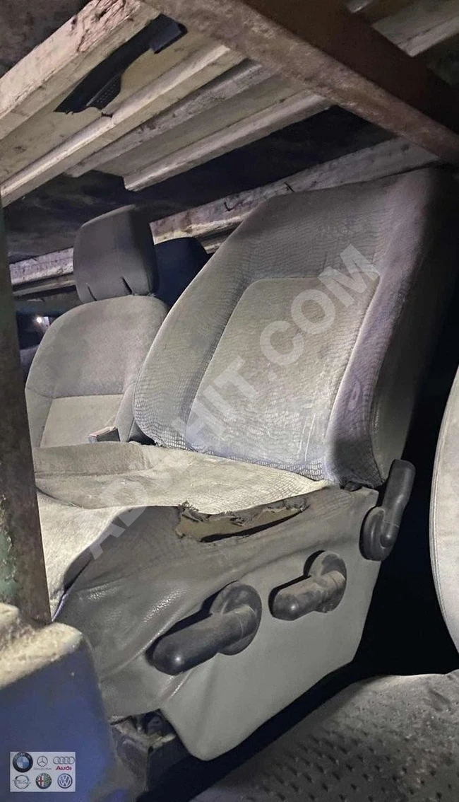 RENAULT MASTER 2 ŞÖFÖR KOLTUĞU ÇIKMA - ÖZEN OTOMOTİV