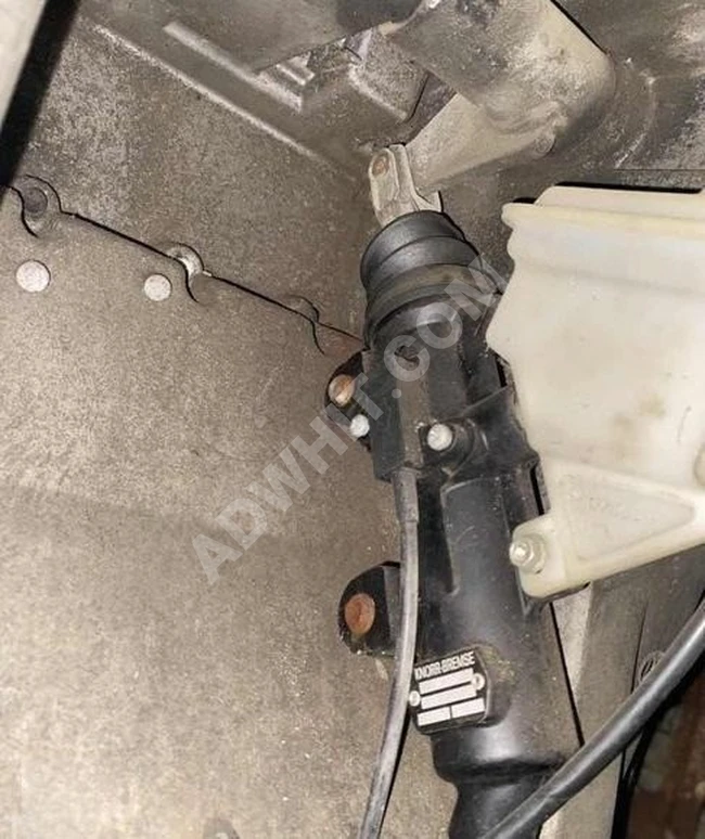 İVECO EUROSTAR مركز علوي للدبرياج (أصلي)