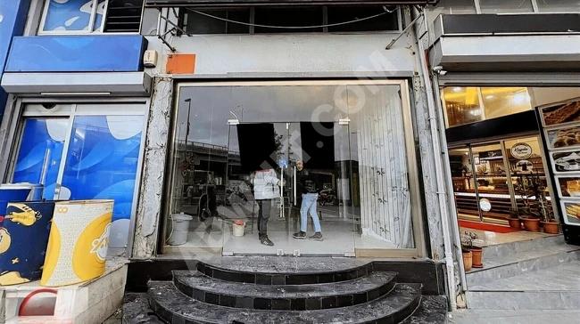 Commercial property for sale on the main frontage in Silivri